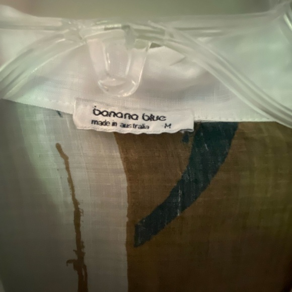 BANANA BLUE Linen Abstract Wrap Top Size Medium - Picture 4 of 6
